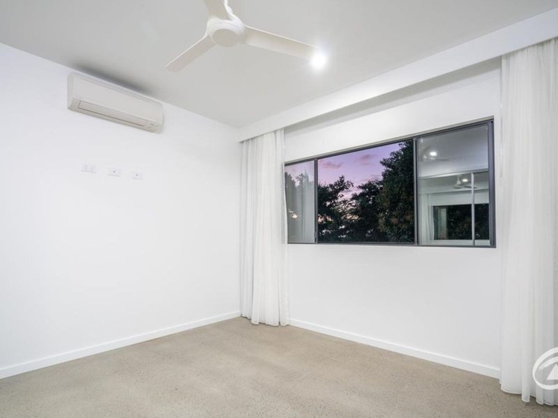 6B Diamond Close, Stratford QLD 4870