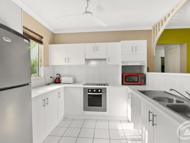 6/158 McLeod Street, Cairns North QLD 4870
