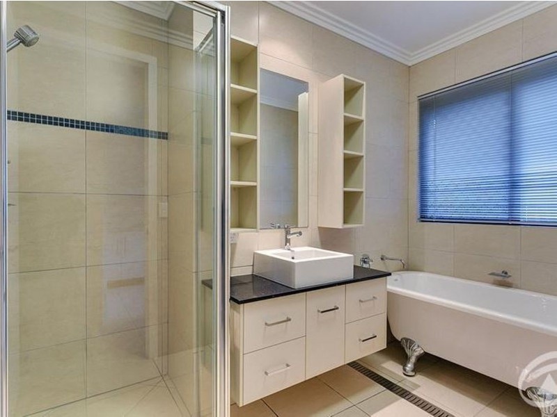 10 Bushlark Place, Smithfield QLD 4878