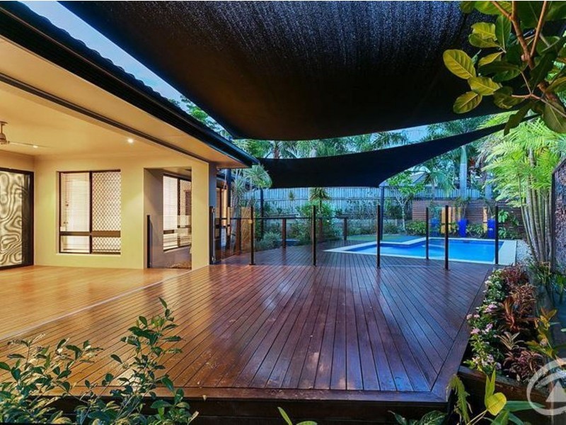 10 Bushlark Place, Smithfield QLD 4878