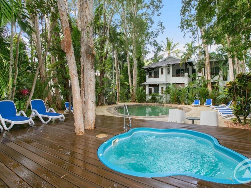 4/10-14 Amphora Street, Palm Cove QLD 4879