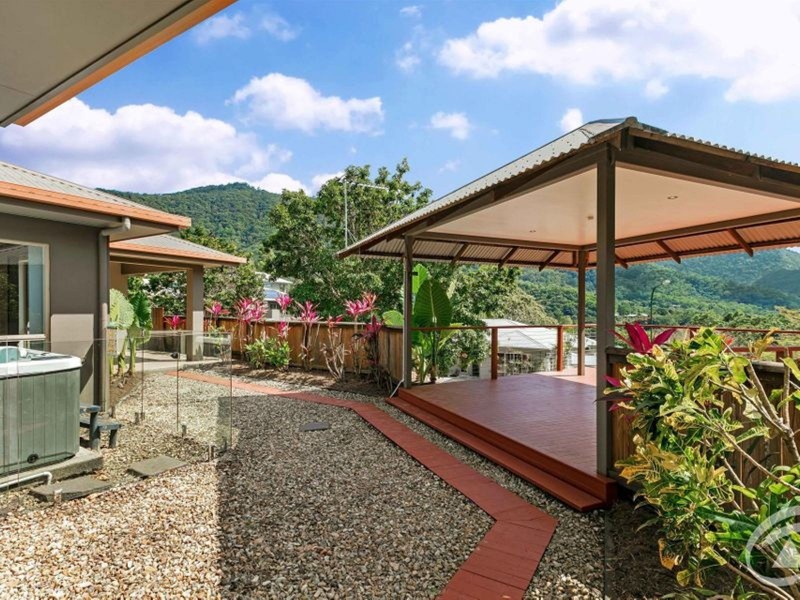 10 McColl Close, Redlynch QLD 4870