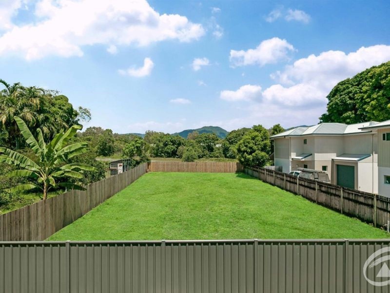 25B Cairns Street, Cairns North QLD 4870