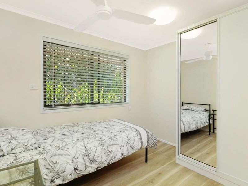 6 Grevillea Street, Mooroobool QLD 4870