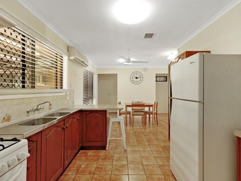 6 Grevillea Street, Mooroobool QLD 4870