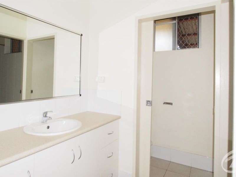 1/9 Windarra Street, Woree QLD 4868