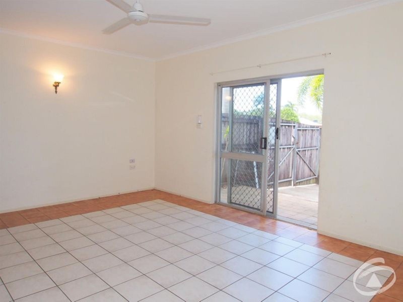 1/9 Windarra Street, Woree QLD 4868