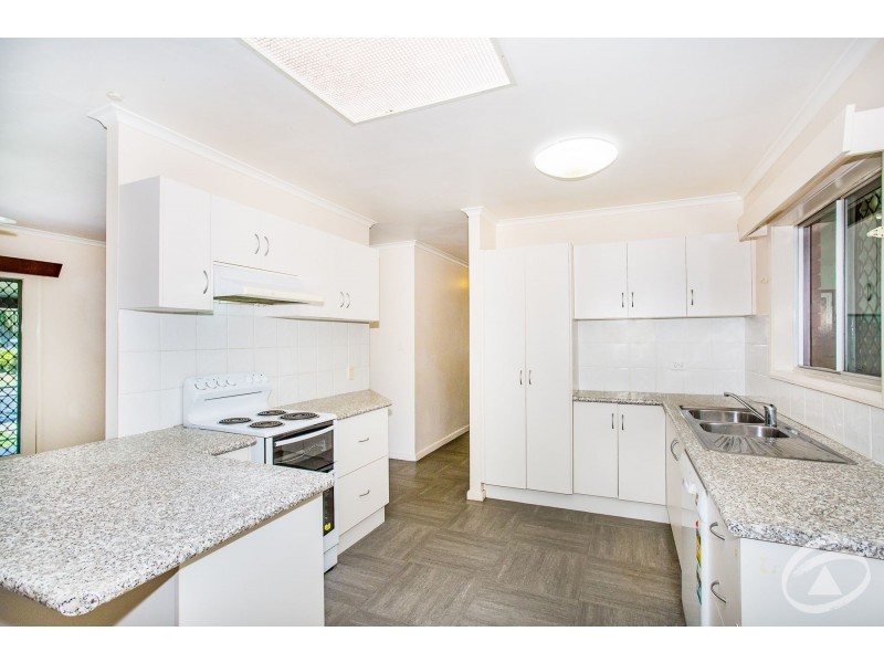 123 Jensen Street, Whitfield QLD 4870