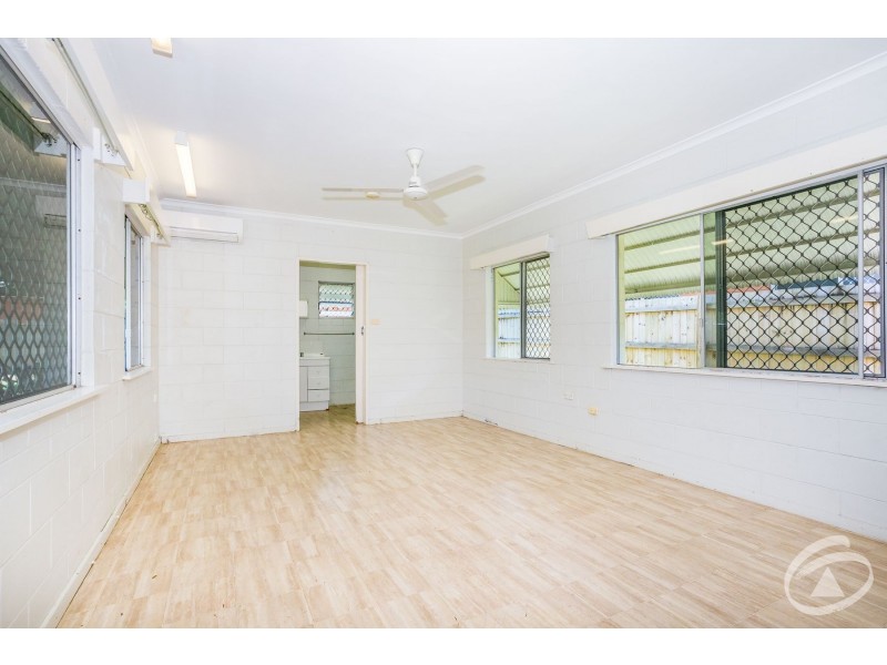 123 Jensen Street, Whitfield QLD 4870