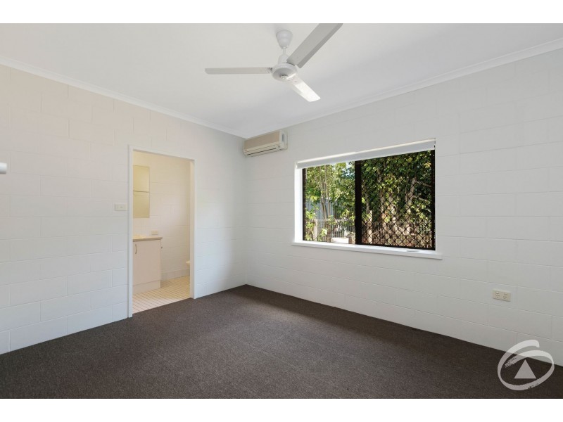 10 Toona Terrace, Redlynch QLD 4870