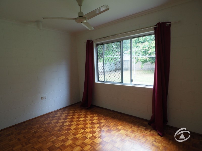 31 Murray Street, Manoora QLD 4870