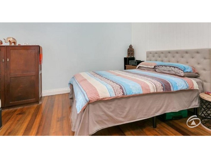 1/42 Lily Street, Cairns North QLD 4870