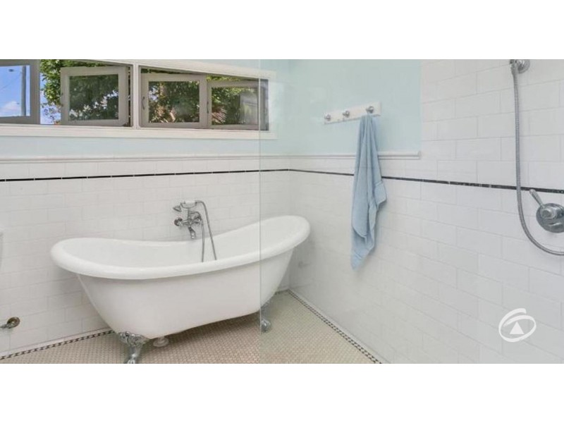 1/42 Lily Street, Cairns North QLD 4870