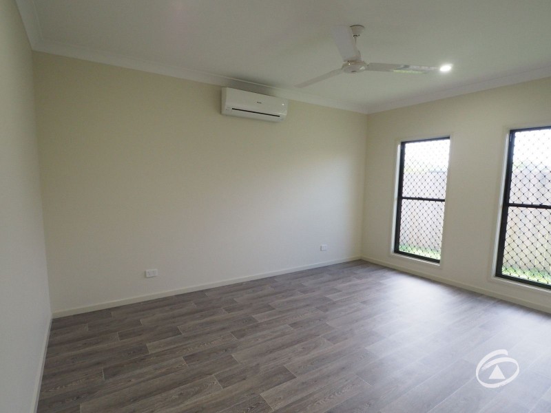 15 Tarantino Crescent, White Rock QLD 4868