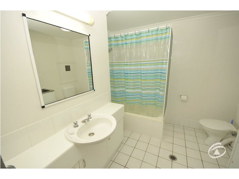 15/17A Upward Street, Cairns City QLD 4870