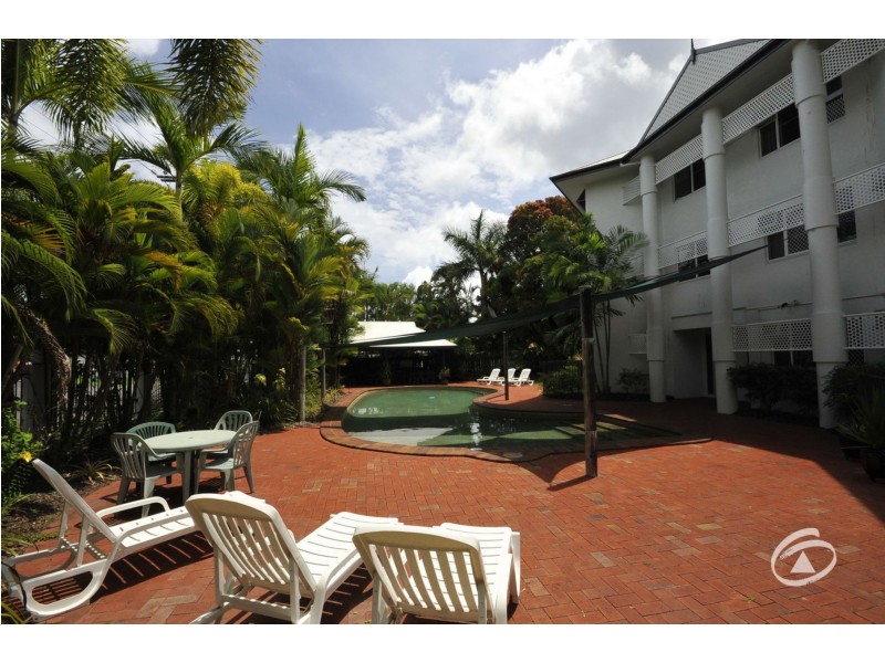15/17A Upward Street, Cairns City QLD 4870