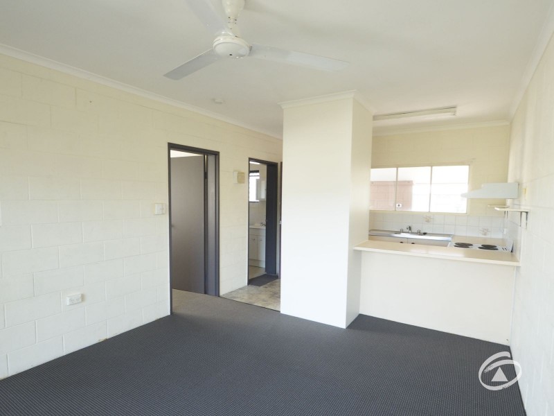 27/173-179 Mayers Street, Manoora QLD 4870