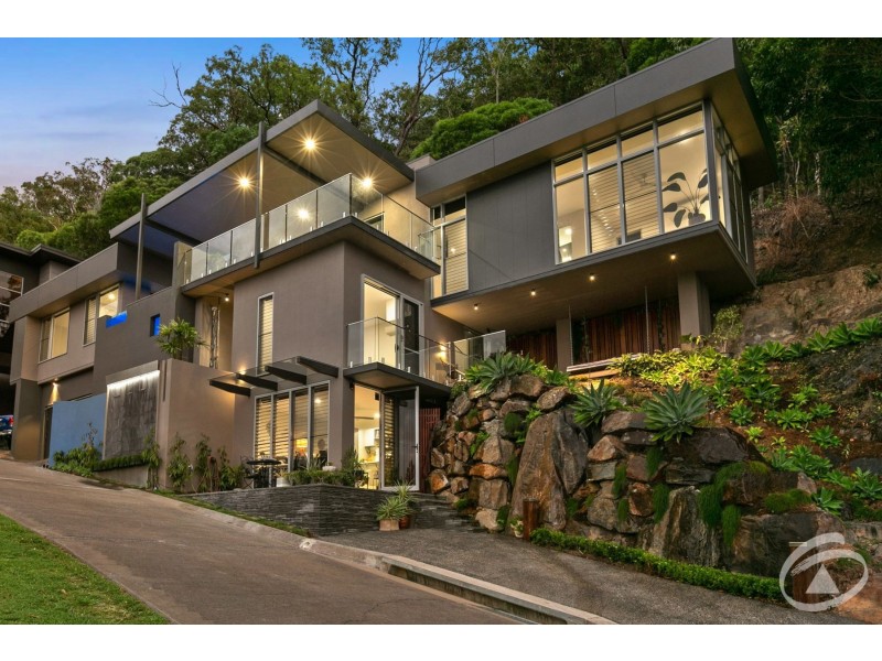 28/9 Savaii Close, Palm Cove QLD 4879