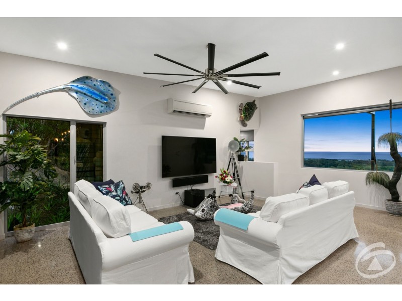 28/9 Savaii Close, Palm Cove QLD 4879