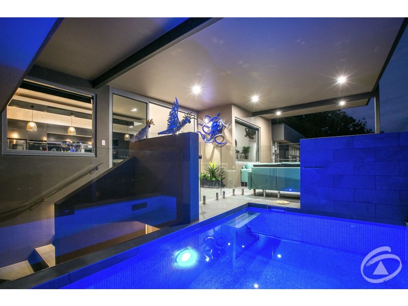 28/9 Savaii Close, Palm Cove QLD 4879