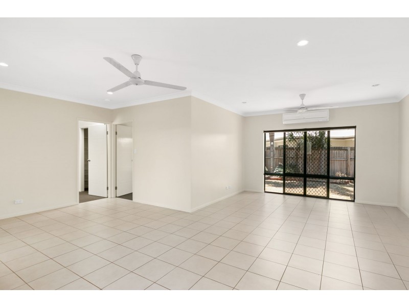 5 Kaban Grove, Trinity Park QLD 4879
