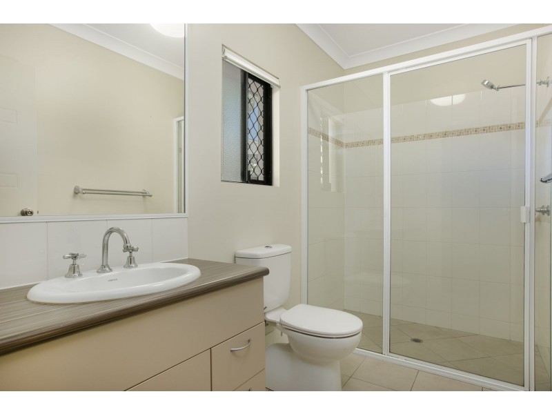 5 Kaban Grove, Trinity Park QLD 4879