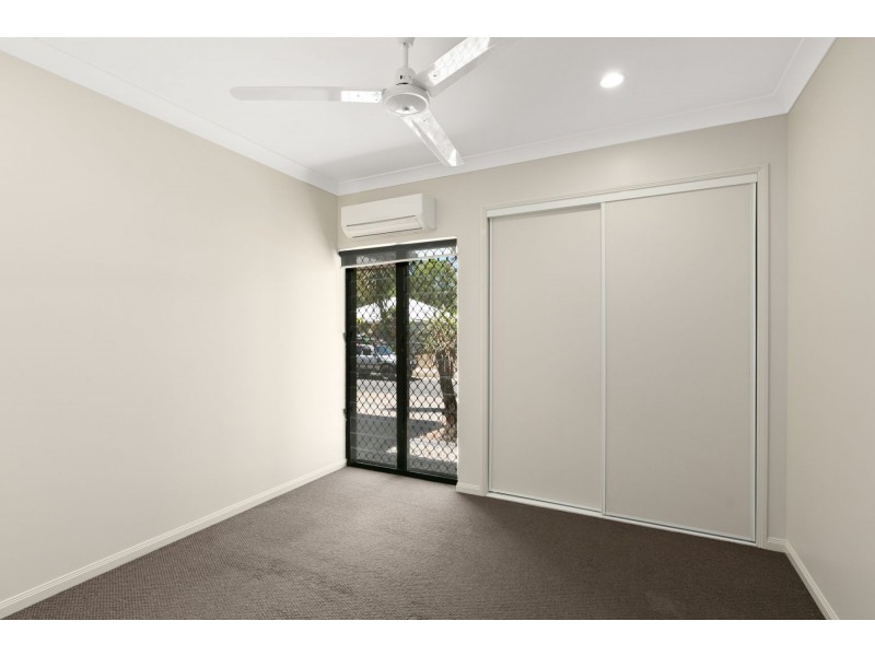 5 Kaban Grove, Trinity Park QLD 4879