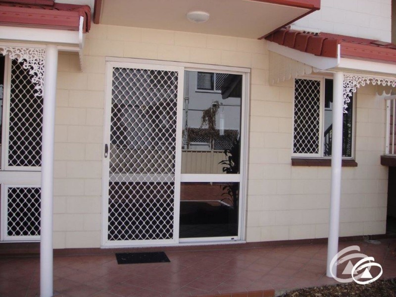 2/169 Grafton Street, Cairns North QLD 4870