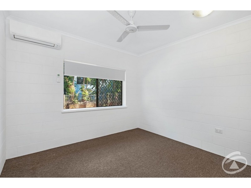 10 Toona Terrace, Redlynch QLD 4870