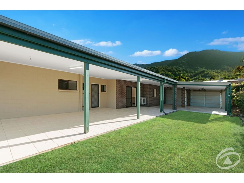 10 Toona Terrace, Redlynch QLD 4870
