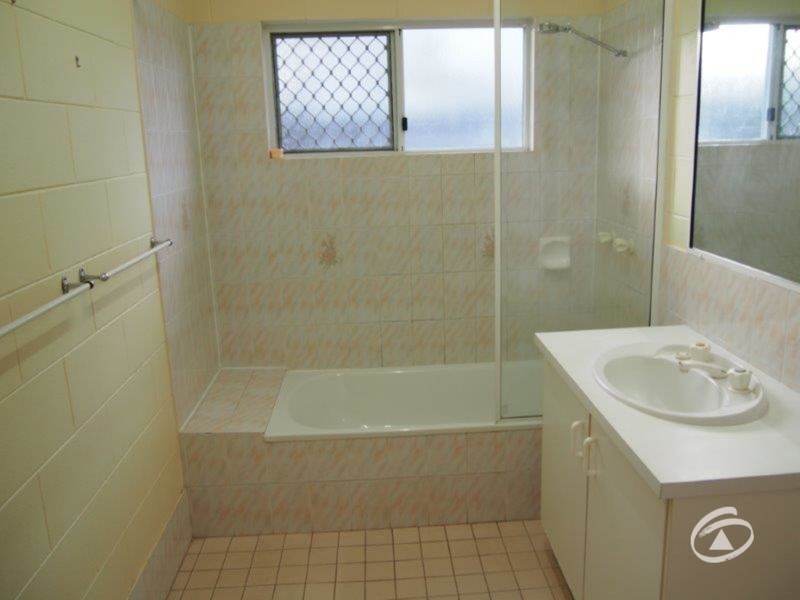 24 Normanby Close, Mount Sheridan QLD 4868