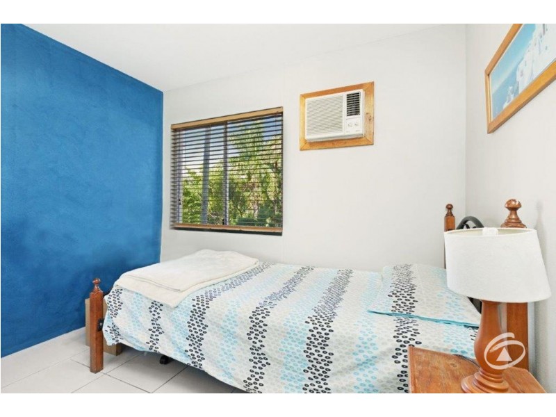 14/239 Lake Street, Cairns North QLD 4870