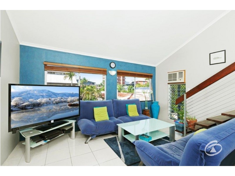 14/239 Lake Street, Cairns North QLD 4870