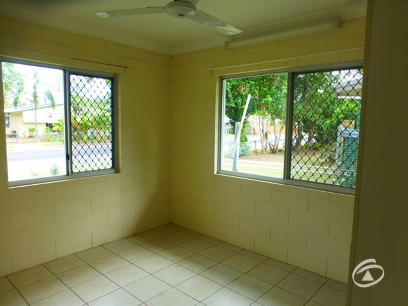 19A Card Avenue, Manunda QLD 4870