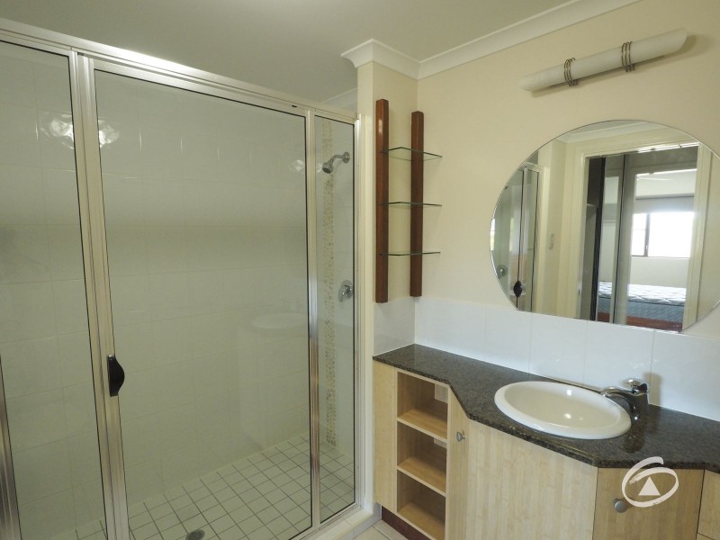 10/38-40 Digger Street, Cairns North QLD 4870