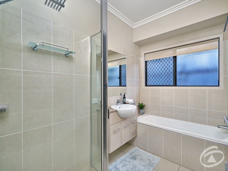 8 Port Close, Trinity Beach QLD 4879