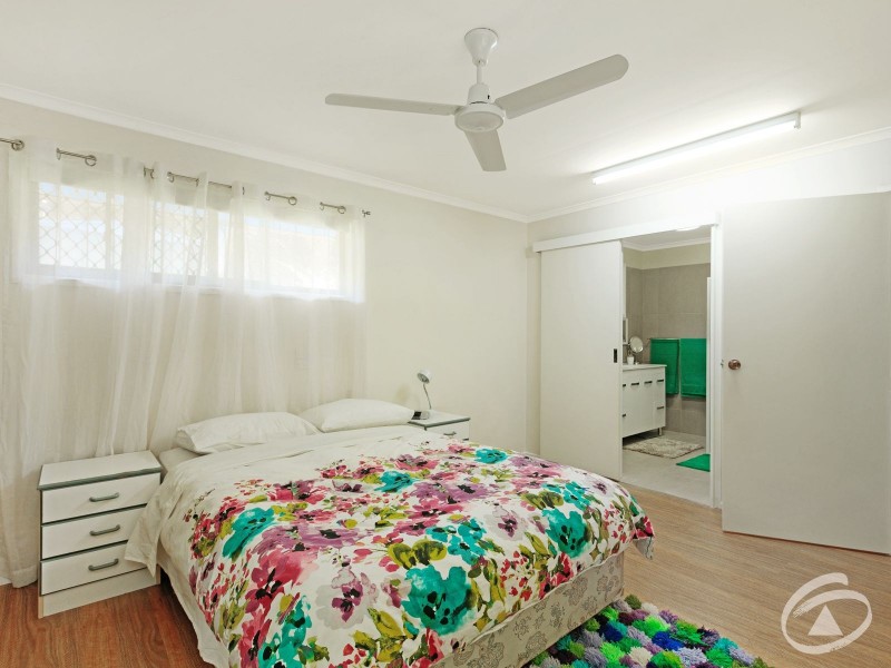 6 Grevillea Street, Mooroobool QLD 4870