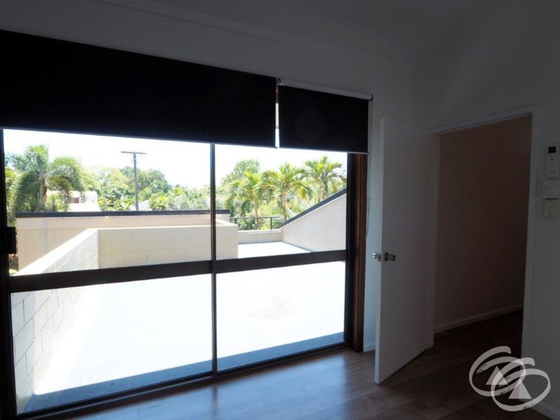 5 Lena Close, Clifton Beach QLD 4879