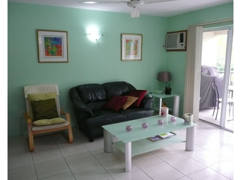 16/239 Lake Street, Cairns North QLD 4870