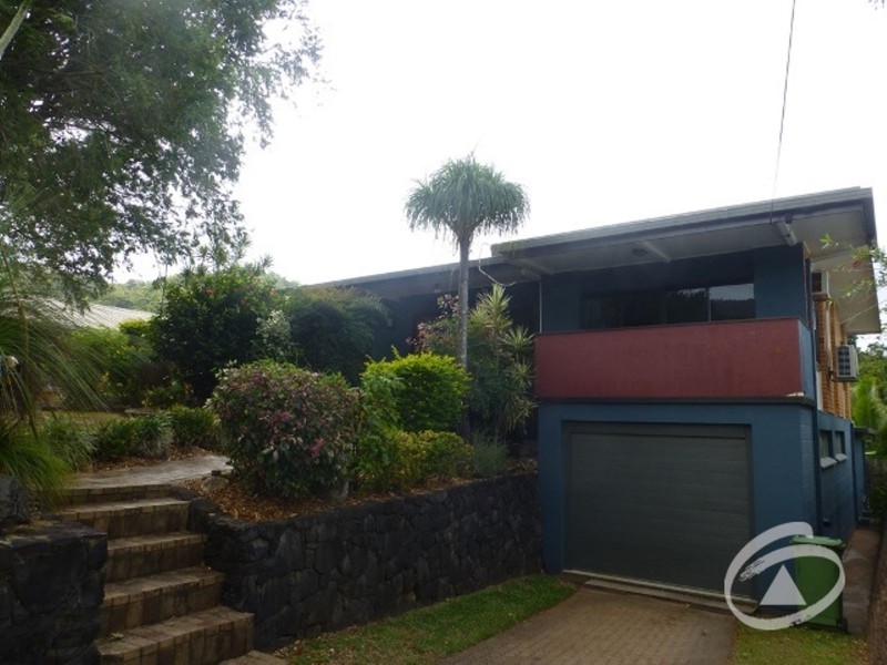 26 Park Street, Bayview Heights QLD 4868