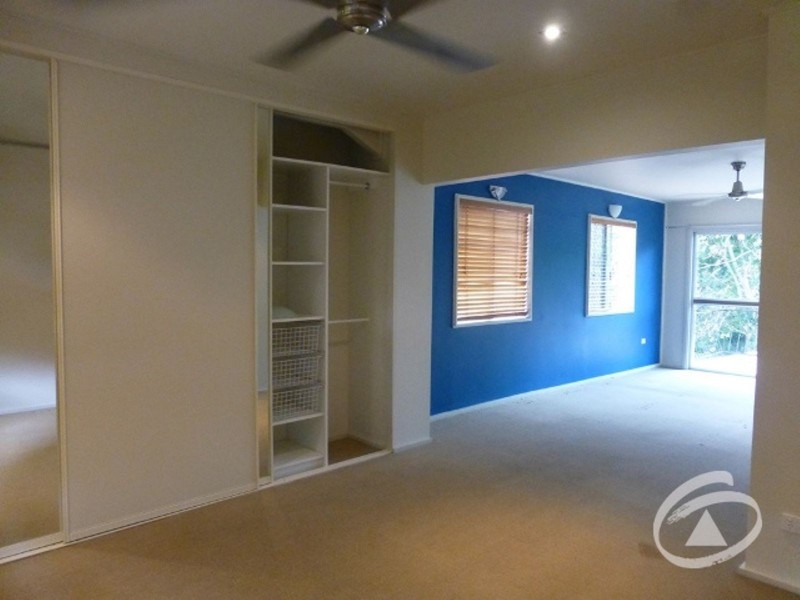 26 Park Street, Bayview Heights QLD 4868