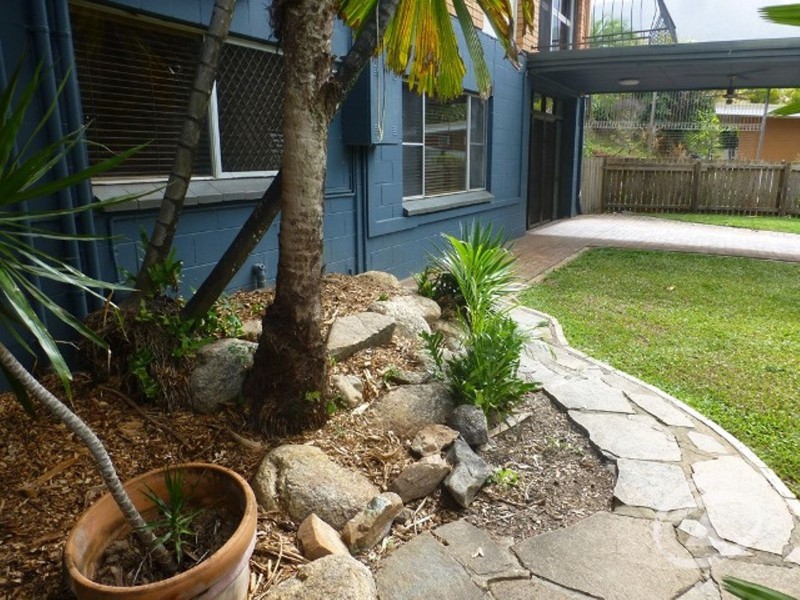 26 Park Street, Bayview Heights QLD 4868