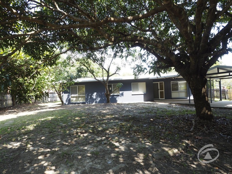 8 Avocado Close, Manoora QLD 4870