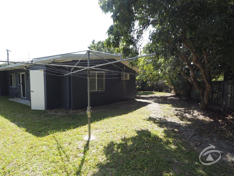 8 Avocado Close, Manoora QLD 4870