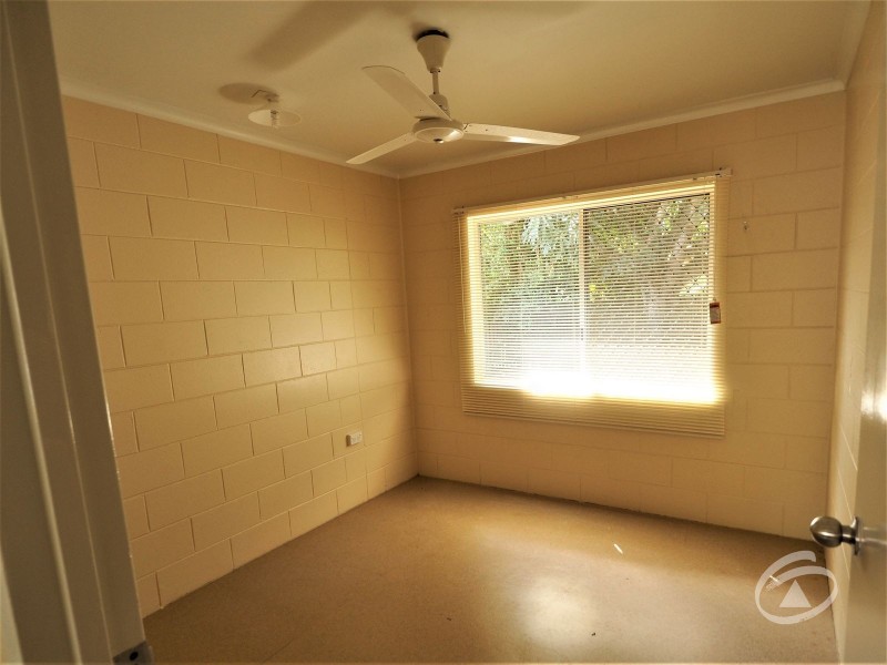 8 Avocado Close, Manoora QLD 4870