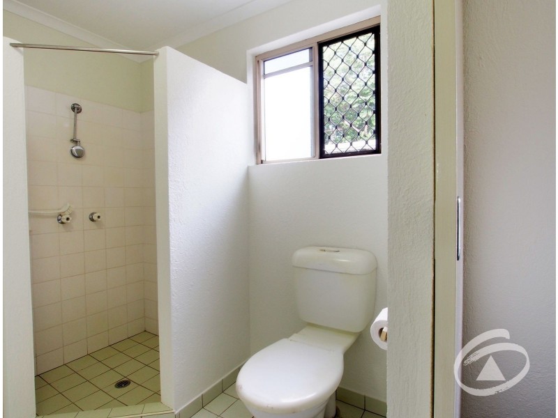 2/217-219 Spence Street, Bungalow QLD 4870