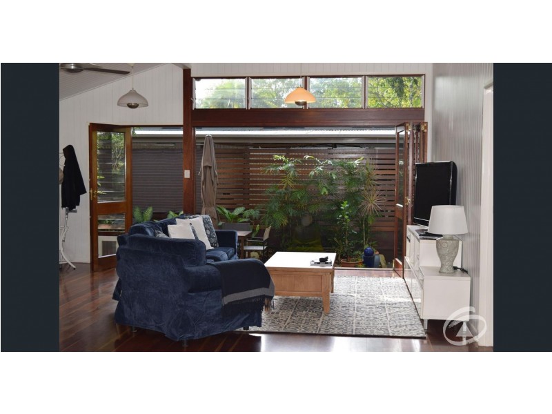 96 Christensen Street, Machans Beach QLD 4878