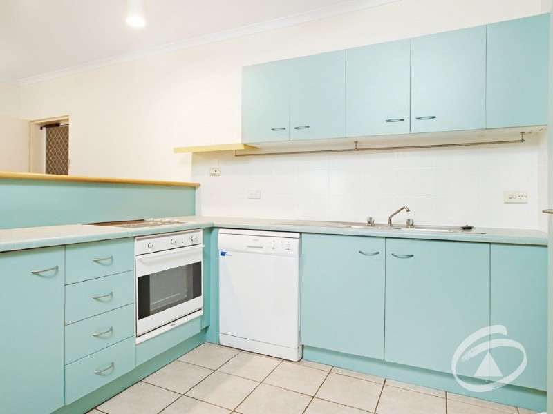 44/327-329 Lake Street, Cairns North QLD 4870