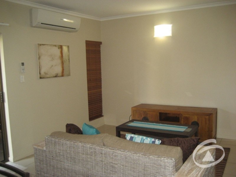 1/12-14 Winkworth Street, Bungalow QLD 4870