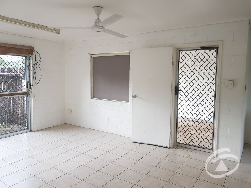 1/25 Jensen Street, Manoora QLD 4870